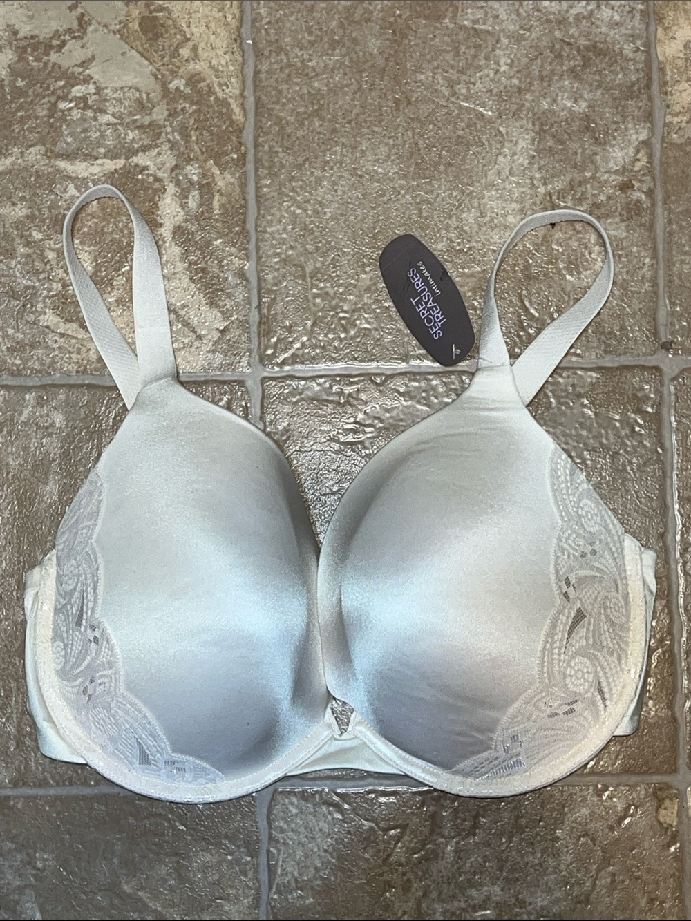 NWT Secret Treasures White Lace-Trim Molded T-Shirt Bra~ 38DDD